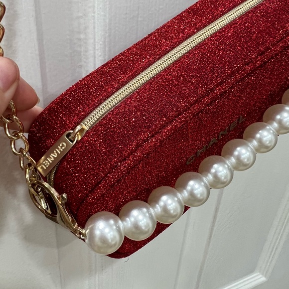 NEW Chanel red sparkly pouch crossbody with Pearl top handle - Picture 14 of 14
